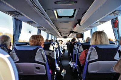 Reisegruppe im Bus © Bernard 63-fotolia.com                             